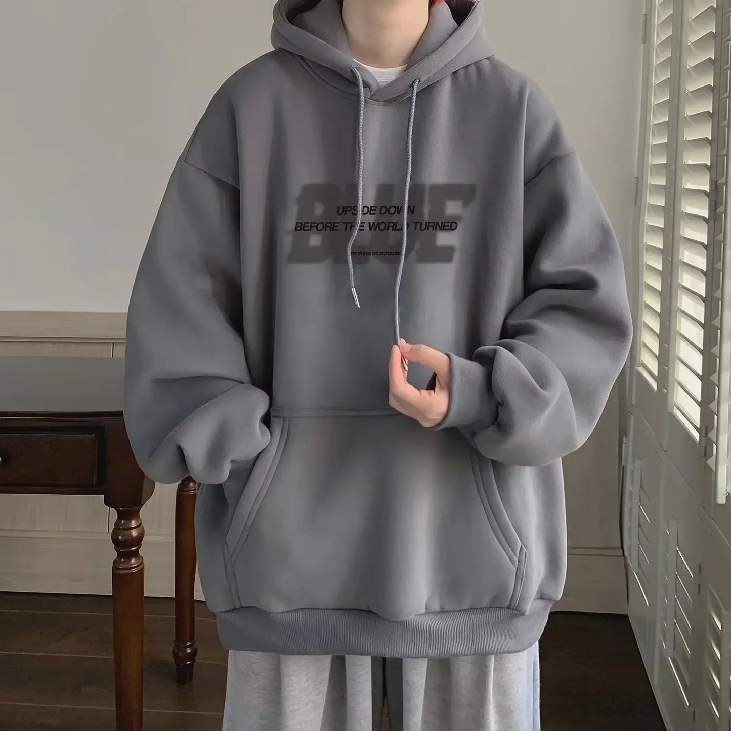 OVERSIZED HOODIE