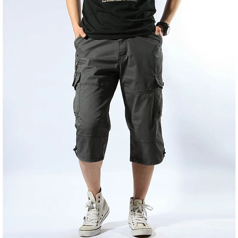 LOOSE CARGO SHORTS